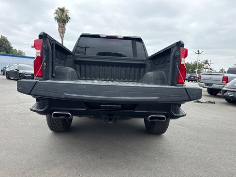 Used 2021 Chevrolet Silverado 1500 Custom Trail Boss w/ Safety Confidence Package AWD/4WD image 7