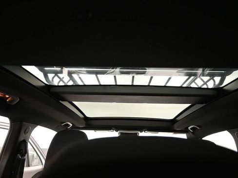 Used 2022 Jeep Renegade Altitude w/ Sun/Sound Group image 34