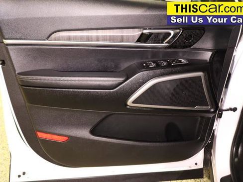 Used 2023 Kia Telluride EX w/ EX Captain's Chair Package image 36