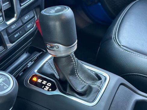 Used 2021 Jeep Wrangler Unlimited Sahara w/ Cold Weather Group image 20