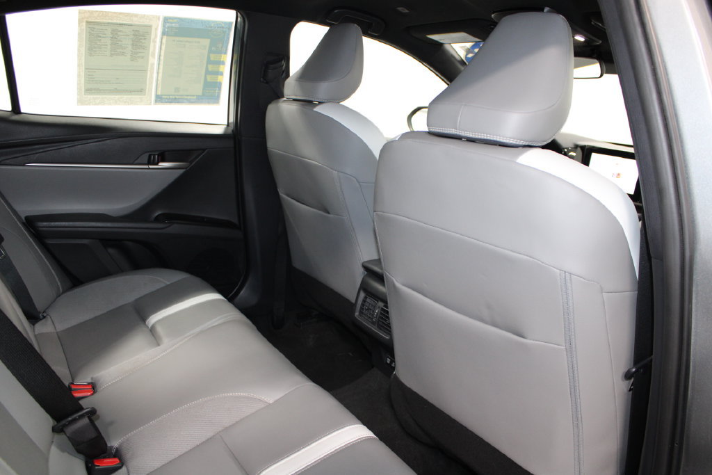 Used 2025 Toyota Camry SE FWD image 24