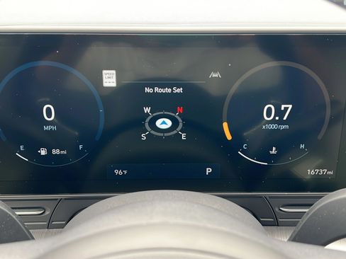 Certified 2024 Hyundai Kona SEL w/ Convenience Package FWD image 22