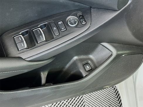 Used 2021 Honda Accord Sport image 17