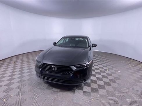 New 2025 Honda Accord SE image 11