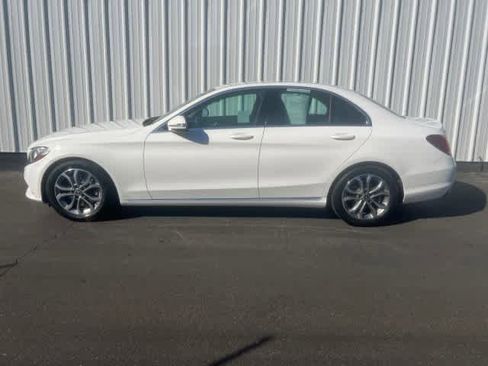 Used 2017 Mercedes-Benz C 300 Sedan image 3