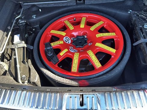 Used 2017 Porsche Cayenne image 33