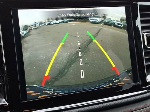 Used 2025 Dodge Durango GT image 24