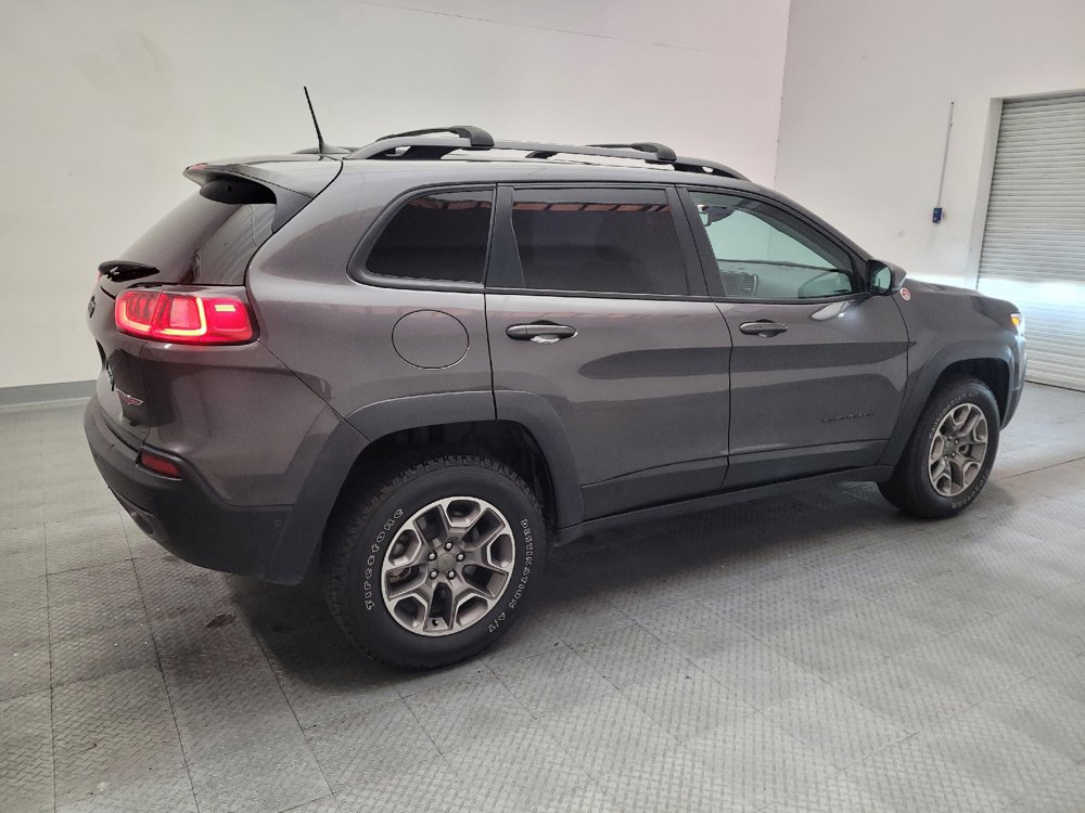 Used 2021 Jeep Cherokee Trailhawk w/ Technology Group AWD/4WD image 10
