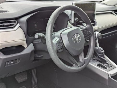 Used 2024 Toyota RAV4 XLE image 9