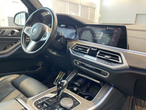 Used 2022 BMW X5 xDrive45e w/ M Sport Package image 33