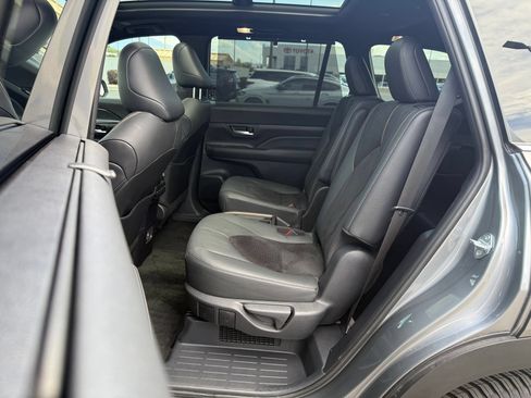 Used 2026 Toyota Grand Highlander AWD Hybrid image 26