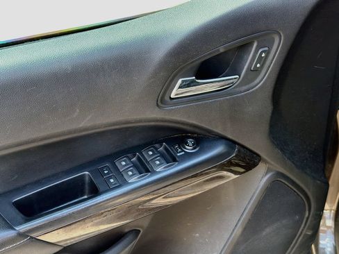 Used 2017 GMC Canyon SLE RWD image 18