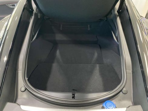 Used 2015 Jaguar F-TYPE R RWD image 9
