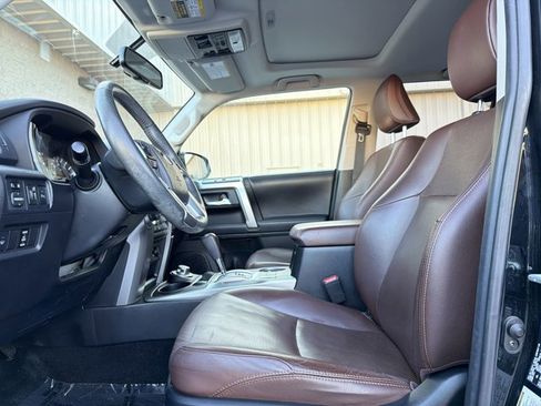 Used 2018 Toyota 4Runner Limited image 11