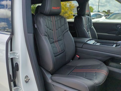 New 2025 Nissan Armada PRO-4X AWD/4WD image 41