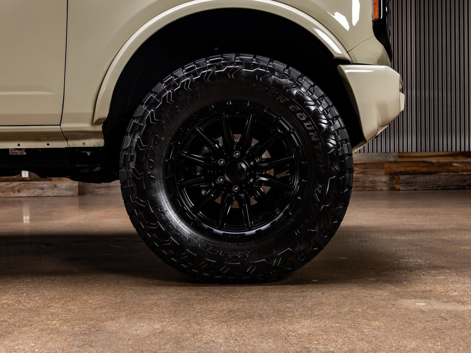 Used 2026 Ford Bronco Outer Banks AWD/4WD image 11