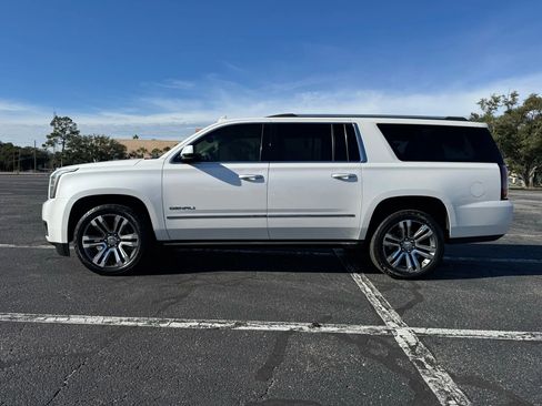 Used 2019 GMC Yukon XL Denali w/ Denali Ultimate Package image 9