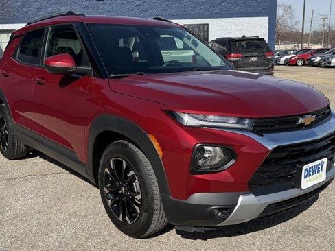 Used 2021 Chevrolet TrailBlazer LT w/ Convenience Package image 8