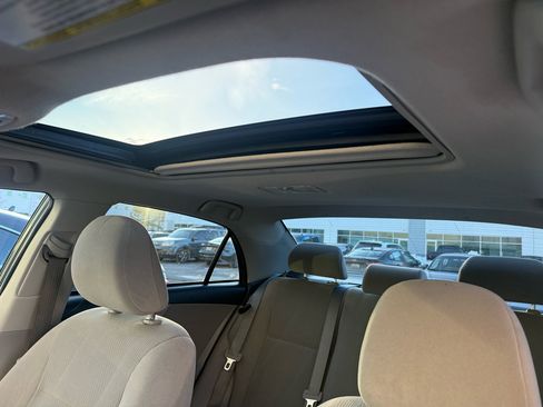 Used 2013 Toyota Corolla LE Special Edition image 39