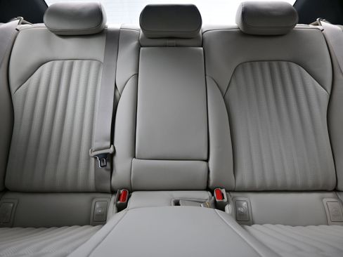 New 2026 Genesis G70 3.3T Sport Prestige image 10