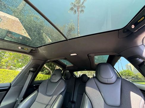 Used 2017 Tesla Model X 75D image 10