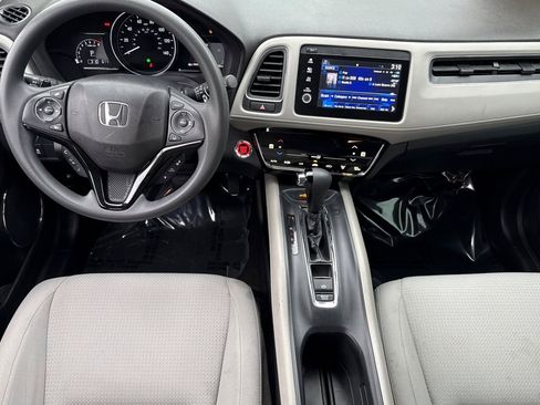 Certified 2022 Honda HR-V EX image 25