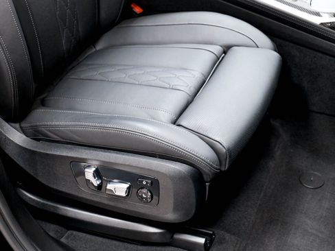 Used 2023 BMW ALPINA XB7 AWD/4WD image 25