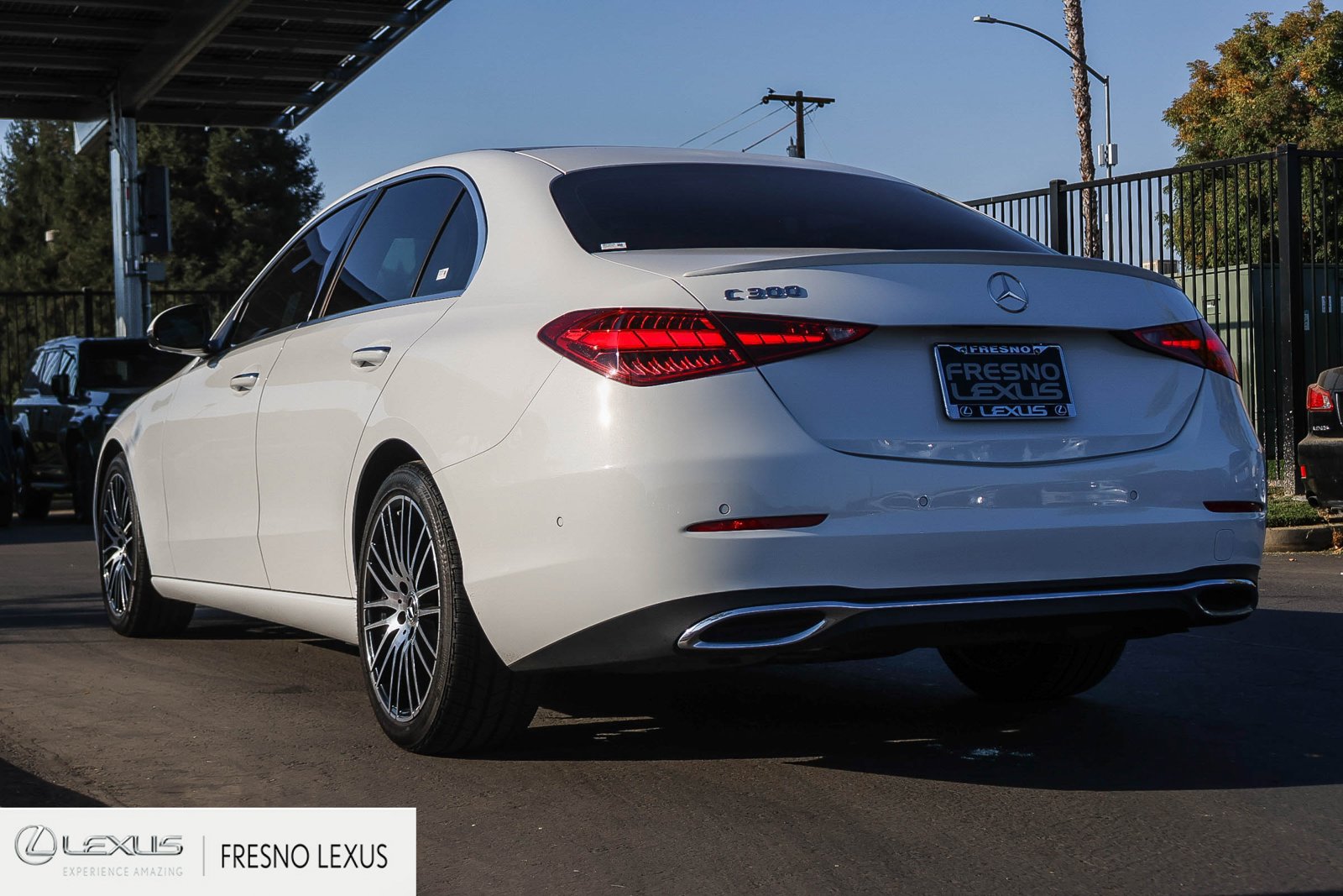 Used 2023 Mercedes-Benz C 300 Sedan image 2