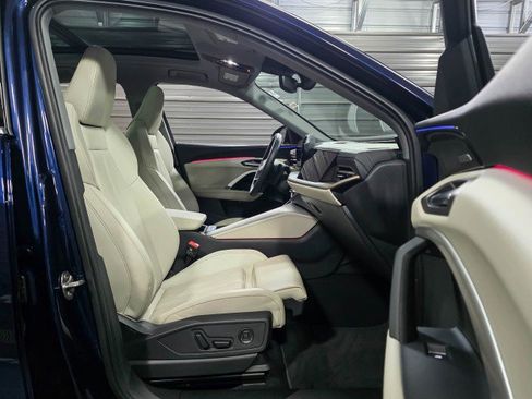 Used 2025 Audi Q5 Prestige image 16
