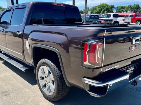 Used 2016 GMC Sierra 1500 SLT w/ SLT Premium Package AWD/4WD image 5