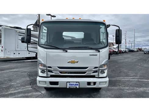 New 2024 Chevrolet Low Cab Forward RWD image 15