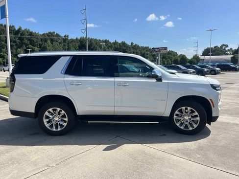 Used 2025 Chevrolet Tahoe Premier RWD image 8