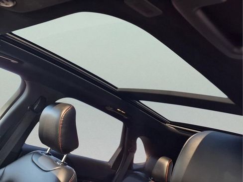 Used 2023 Ford Edge ST-Line AWD/4WD image 18