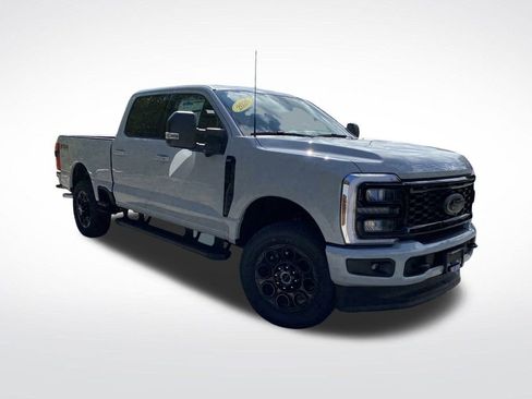 New 2026 Ford F250 XLT w/ XLT Premium Package image 57