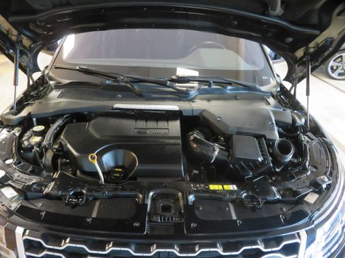 Used 2020 Land Rover Range Rover Evoque SE image 48