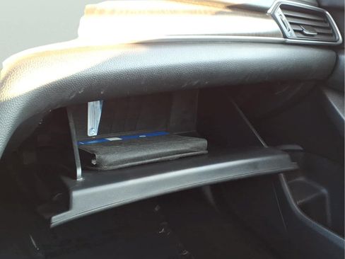 Used 2020 Honda Accord EX-L image 27