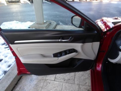 Certified 2023 Nissan Altima 2.5 SV w/ SV Premium Package image 23