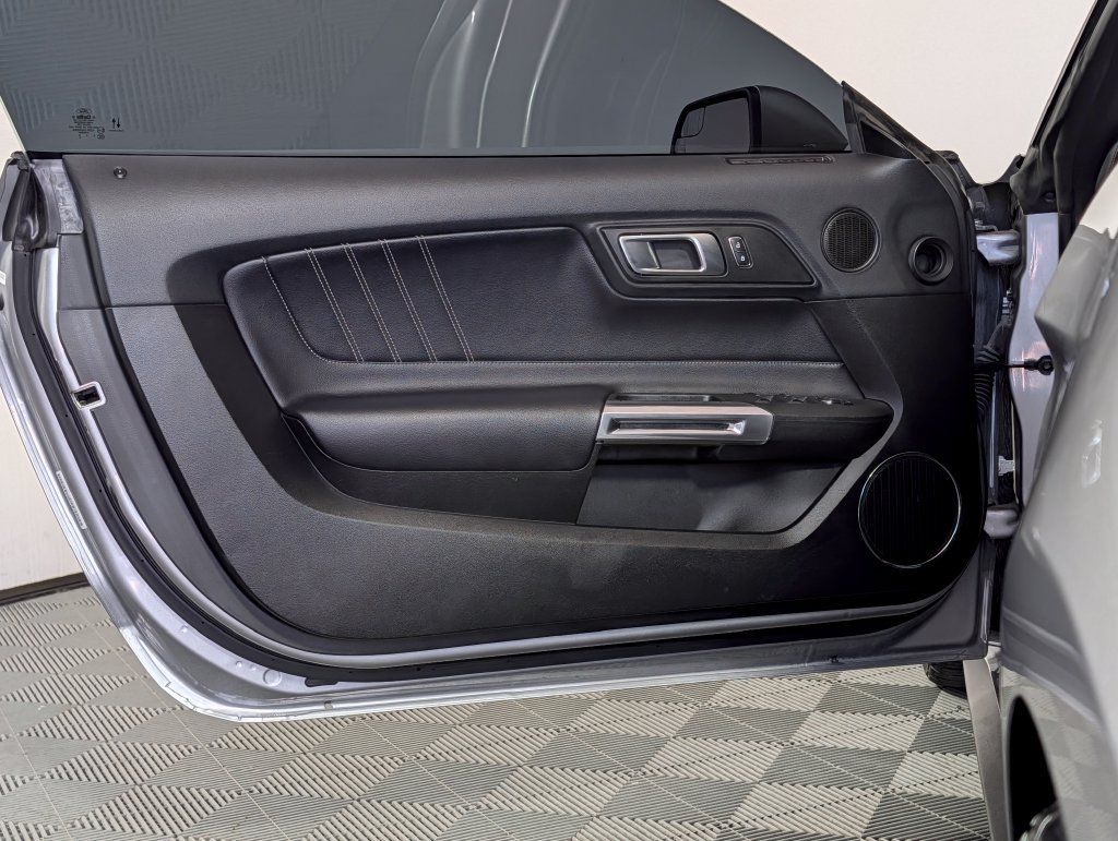 Used 2020 Ford Mustang GT Premium RWD image 24