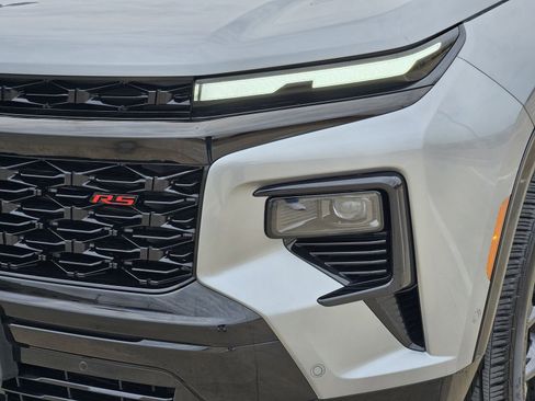 Certified 2024 Chevrolet Traverse RS image 11