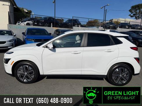 Used 2023 Hyundai Kona SEL w/ Cargo Package image 2