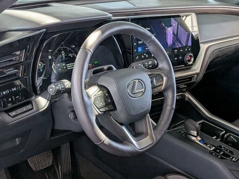 Used 2026 Lexus TX 350 AWD w/ Technology Package image 15