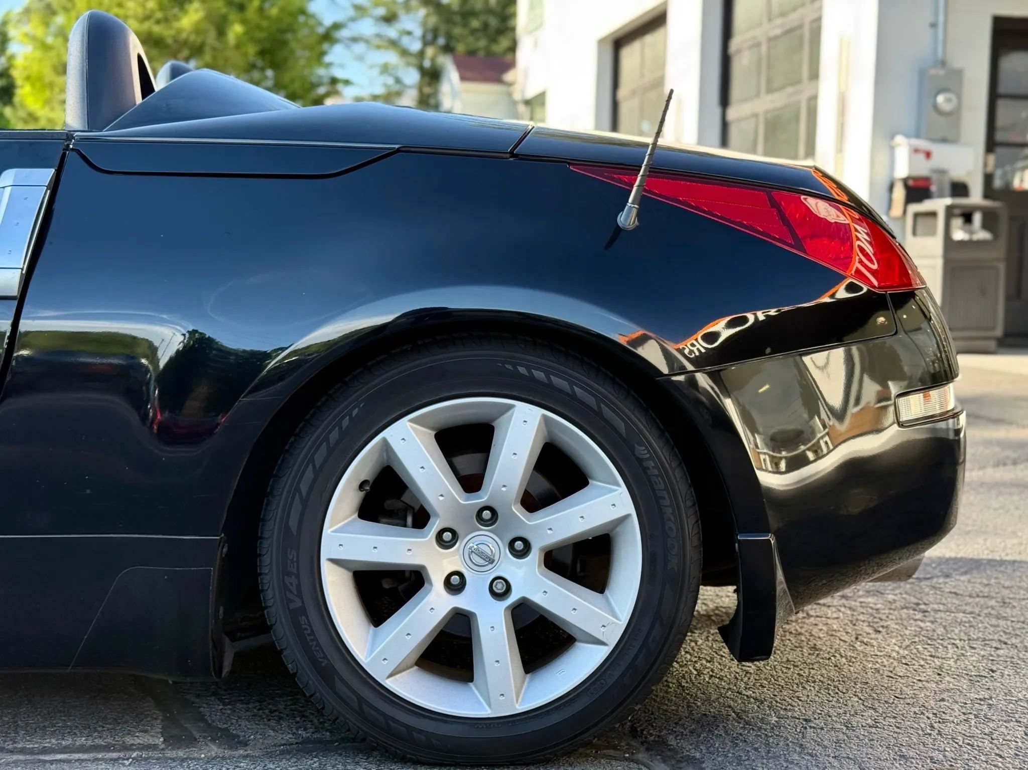 Used 2004 Nissan 350Z Touring RWD image 57