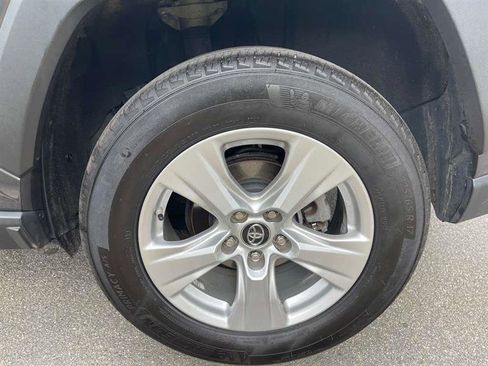 Used 2019 Toyota RAV4 XLE w/ Convenience Package image 94