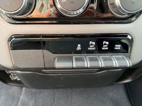 Used 2025 RAM 1500 Tradesman AWD/4WD image 37