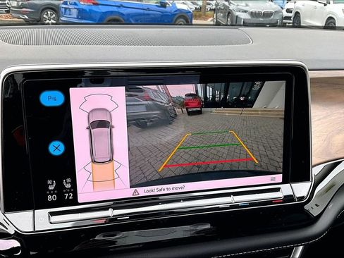 Used 2024 Volkswagen Atlas SE image 14