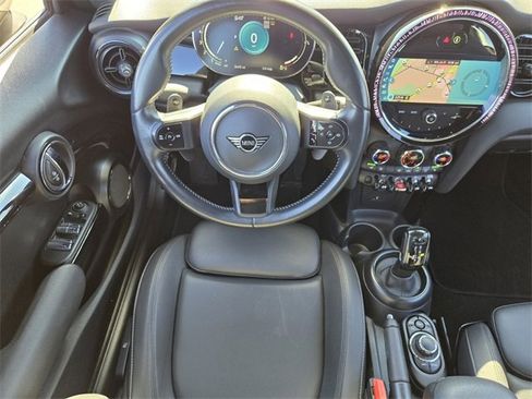 Used 2024 MINI Cooper S image 11