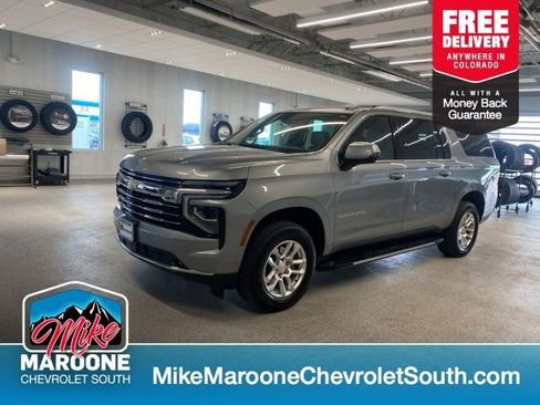 Certified 2025 Chevrolet Suburban LT w/ Comfort Package AWD/4WD image 1