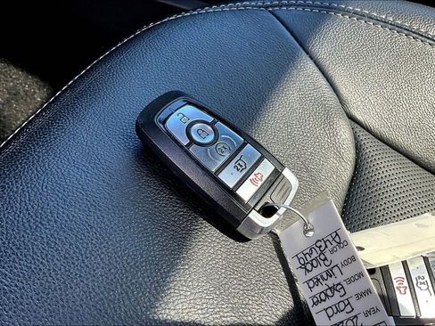 Used 2020 Ford Explorer Limited w/ Class III Trailer Tow Package image 37