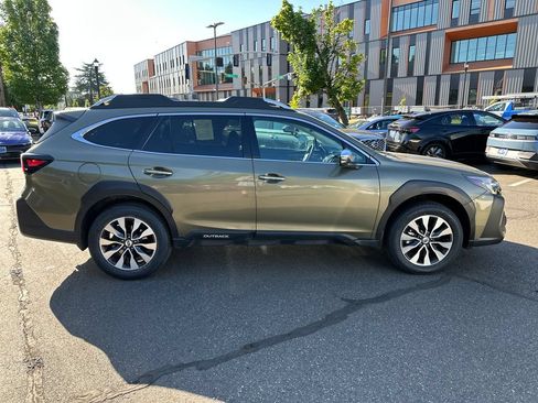 Used 2023 Subaru Outback Touring XT w/ Popular Package #2 AWD/4WD image 7