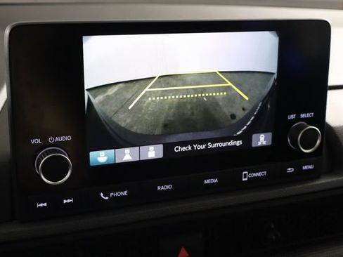 Used 2025 Honda CR-V EX image 31